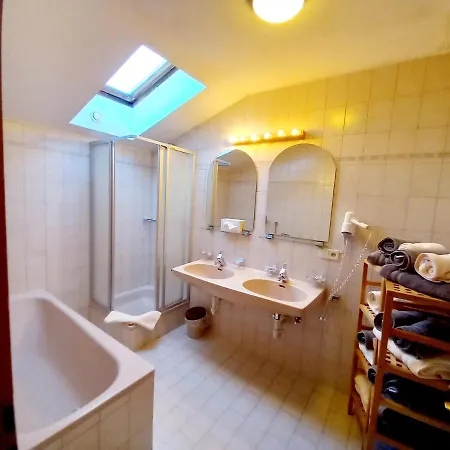 Aparthaus Stubai نيوستيف ام ستوبيتا